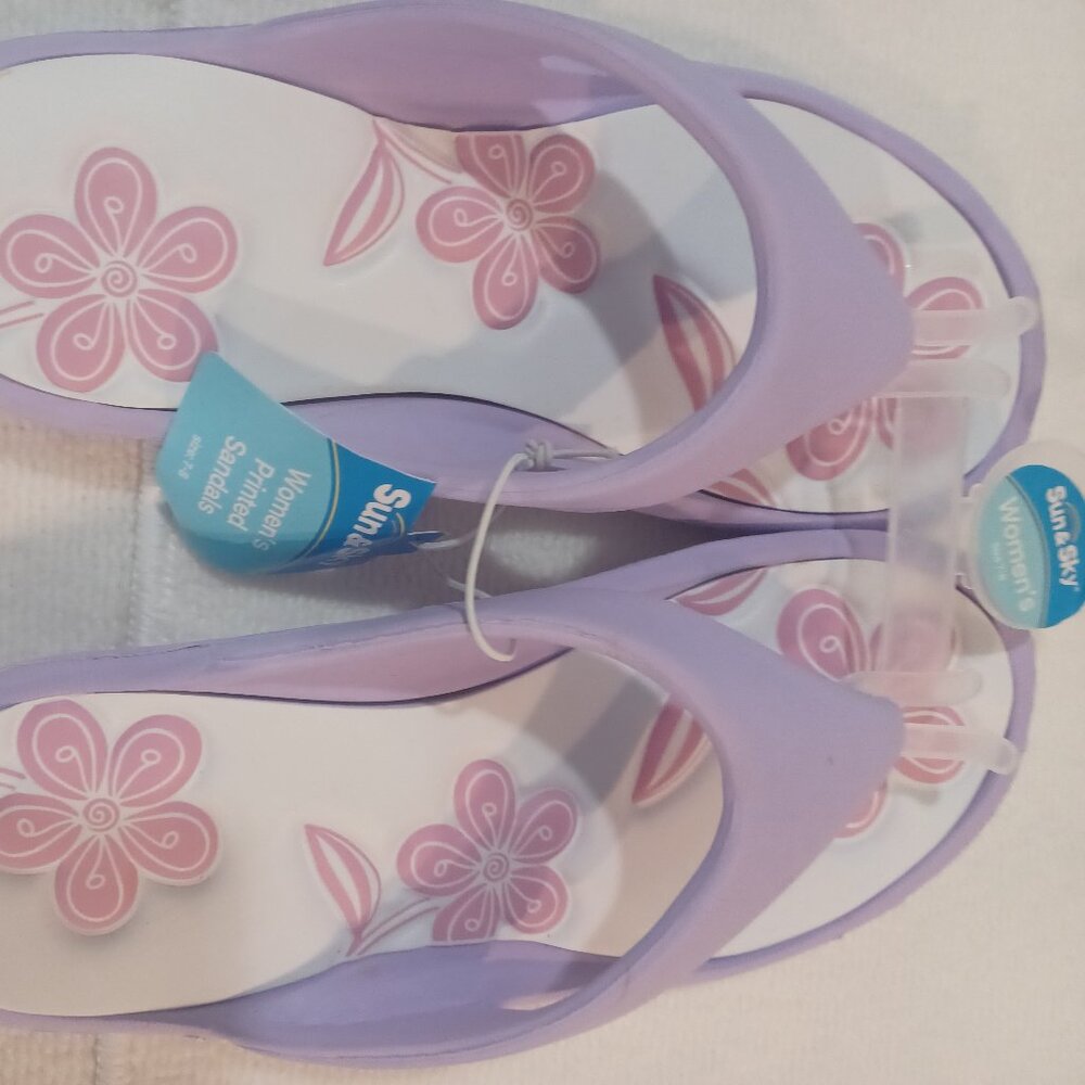 Woman's Sun &Sky Sandals, size 7/8